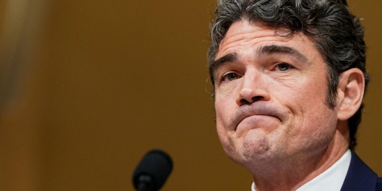 chefe-do-antiterrorismo-dos-eua-renuncia:-ira-nao-e-ameaca-iminente