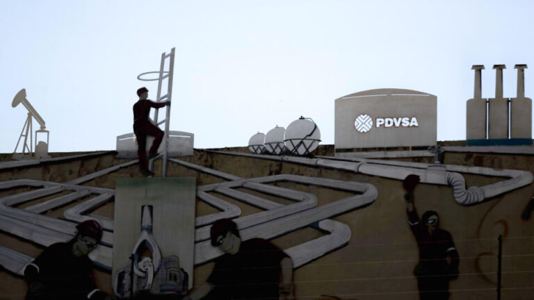 guerra-contra-o-ira-leva-eua-a-flexibilizar-ainda-mais-sancoes-contra-o-petroleo-da-venezuela