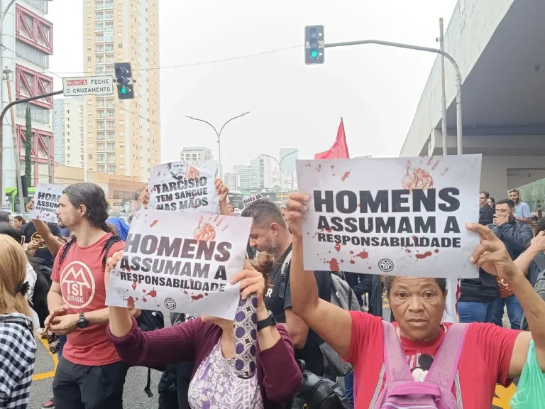 mulheres-do-mtst-bloqueiam-avenidas-de-sao-paulo-para-denunciar-recorde-de-feminicidios