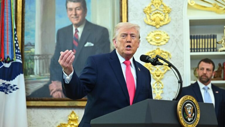 trump-diz-que-ira-aceitou-nunca-ter-armas-nucleares;-regime-nega-acordo
