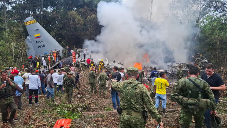 milagre:-soldado-conta-como-sobreviveu-a-queda-de-aviao-militar-na-colombia