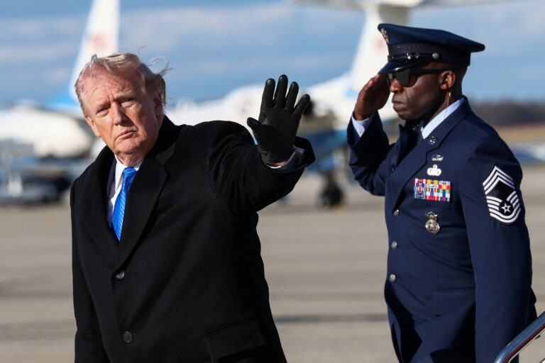 trump-danca-entre-o-recuo-e-o-apocalipse
