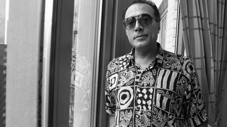 Irã Afirma Que A Casa Do Cineasta Abbas Kiarostami Foi Alvo De Bombardeio ira-afirma-que-a-casa-do-cineasta-abbas-kiarostami-foi-alvo-de-bombardeio
