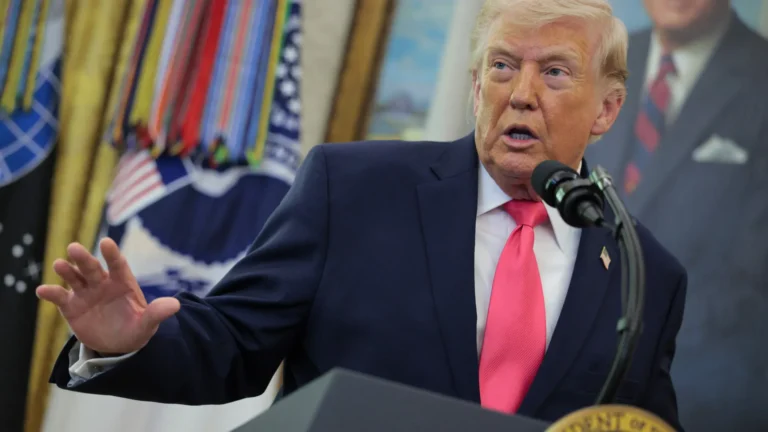 Trump Afirma Que Irã Negocia Cessar-Fogo, Mas Teme Admitir trump-afirma-que-ira-negocia-cessar-fogo,-mas-teme-admitir