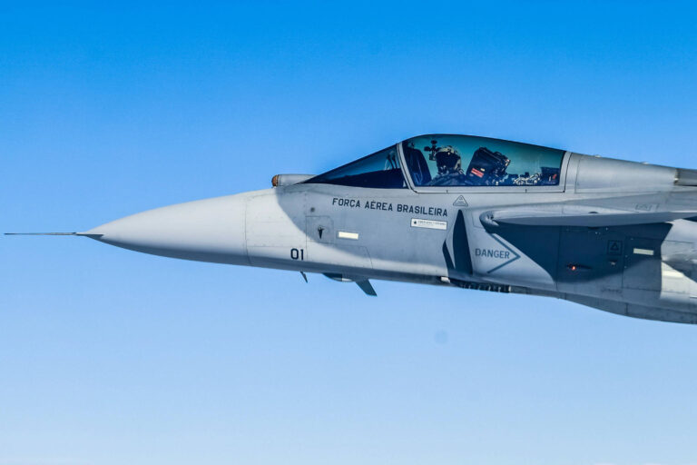 Política de Trump é boa para os negócios, diz fabricante do caça Gripen politica-de-trump-e-boa-para-os-negocios,-diz-fabricante-do-caca-gripen