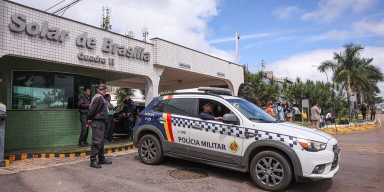 bolsonaro-tem-alta-e-comeca-a-cumprir-prisao-domiciliar-de-90-dias