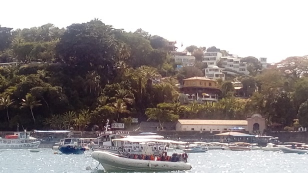 Cairu: Entenda o aumento da taxa para turistas em Morro de São Paulo cairu:-entenda-o-aumento-da-taxa-para-turistas-em-morro-de-sao-paulo