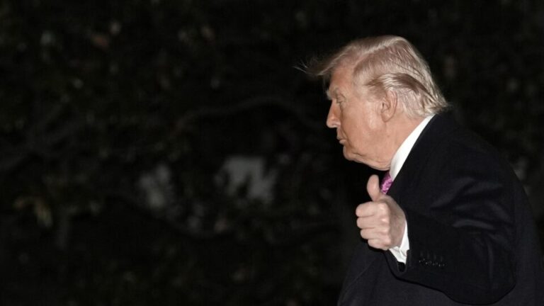 Trump permite chegada de petroleiro russo a Cuba trump-permite-chegada-de-petroleiro-russo-a-cuba