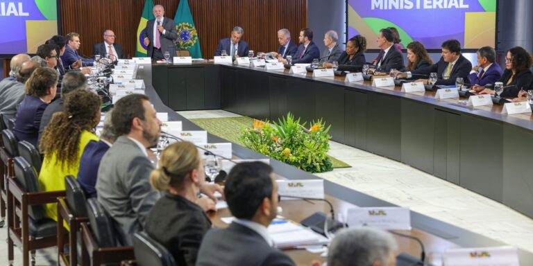 lula-confirma-alckmin-como-pre-candidato-a-vice-presidencia