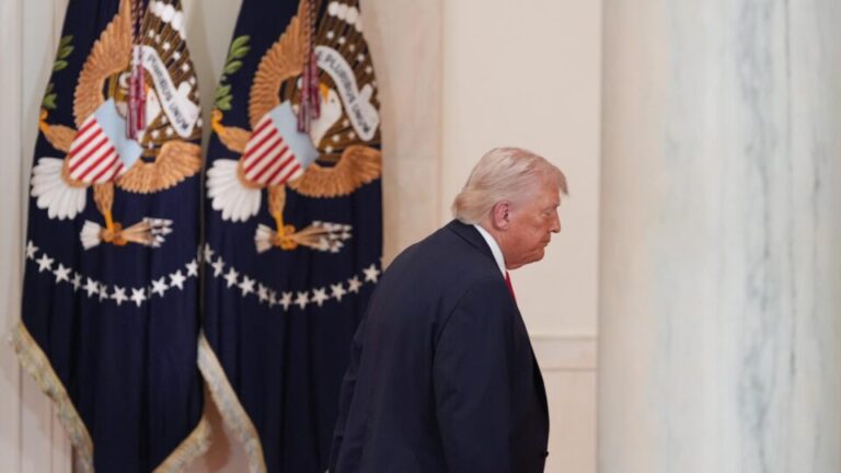 Trump posta vídeo de ataque à ponte mais alta do Oriente Médio e pressiona Irã por acordo trump-posta-video-de-ataque-a-ponte-mais-alta-do-oriente-medio-e-pressiona-ira-por-acordo