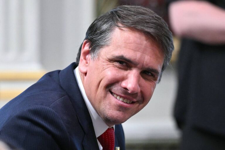 trump-escolhe-seu-ex-advogado-pessoal-como-secretario-de-justica-interino