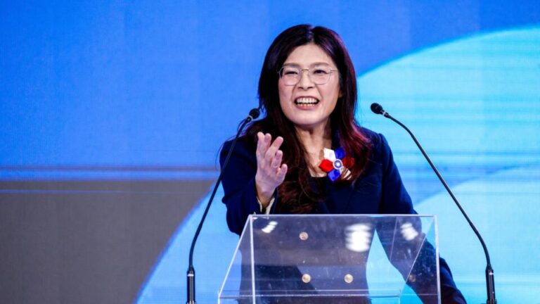 lider-da-oposicao-de-taiwan-viaja-a-china-e-gera-criticas-do-partido-governista