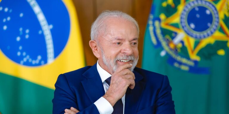 lula-defende-fim-da-escala-6×1,-das-bets-e-dos-penduricalhos