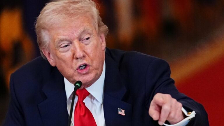 Trump faz nova ameaça ao Irã antes de negociações no Paquistão: estão vivos para negociar trump-faz-nova-ameaca-ao-ira-antes-de-negociacoes-no-paquistao:-estao-vivos-para-negociar