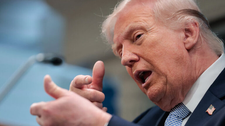 por-que-o-apoio-catolico-ao-presidente-donald-trump-caiu-abaixo-de-50%?