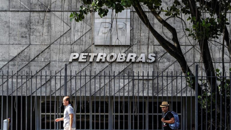contrato-bilionario-da-petrobras-levanta-suspeitas-em-investigacao-de-corrupcao-no-peru