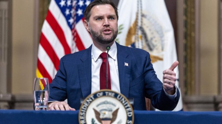 vice-de-trump-diz-que-o-papa-deve-ser-cauteloso-com-questoes-de-teologia