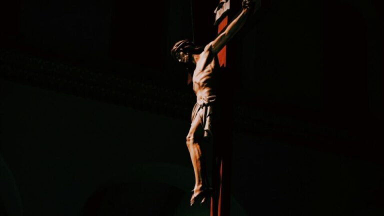Como Jesus morreu? Pesquisadores confirmam detalhe da crucificação descrito na Bíblia como-jesus-morreu?-pesquisadores-confirmam-detalhe-da-crucificacao-descrito-na-biblia