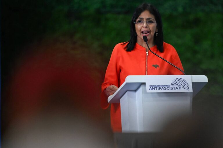 delcy-desmantela-circulo-de-maduro-na-venezuela-sob-pressao-dos-eua