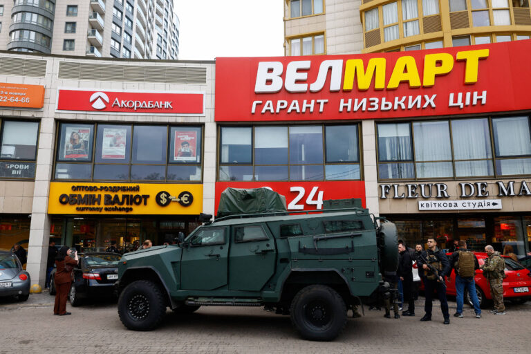 Zelenski diz que atentado em Kiev deixou seis mortos; polícia matou atirador zelenski-diz-que-atentado-em-kiev-deixou-seis-mortos;-policia-matou-atirador