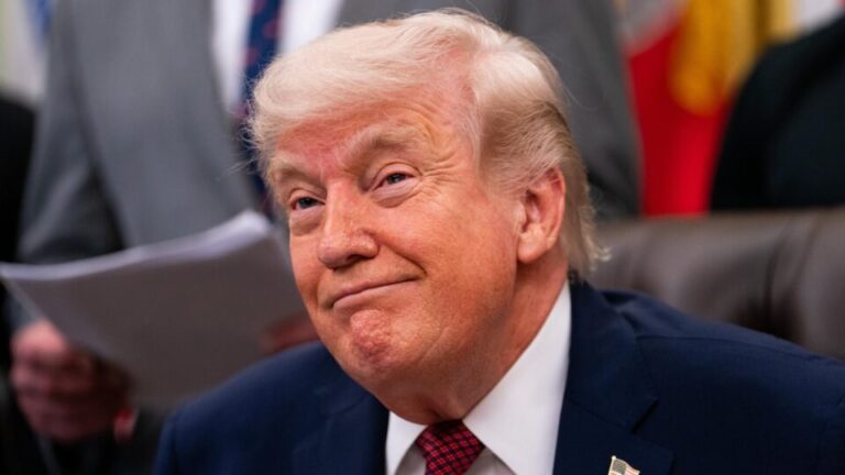 Trump diz que EUA apreenderam cargueiro do Irã que tentou romper bloqueio naval trump-diz-que-eua-apreenderam-cargueiro-do-ira-que-tentou-romper-bloqueio-naval
