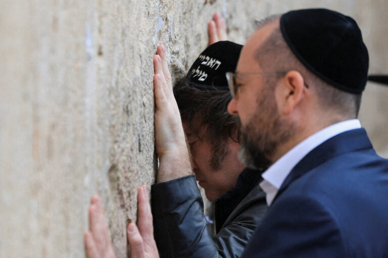 milei-visita-israel-em-meio-a-guerra-no-oriente-medio-e-se-encontra-com-netanyahu