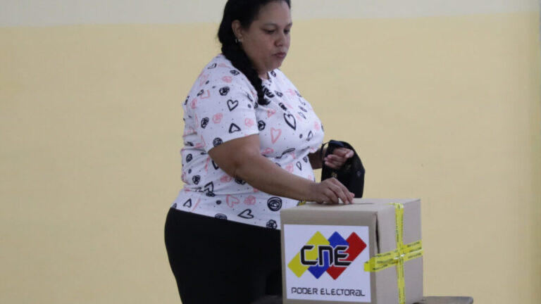 Venezuela quer eleições, mas o chavismo não tem pressa e os EUA pedem paciência venezuela-quer-eleicoes,-mas-o-chavismo-nao-tem-pressa-e-os-eua-pedem-paciencia