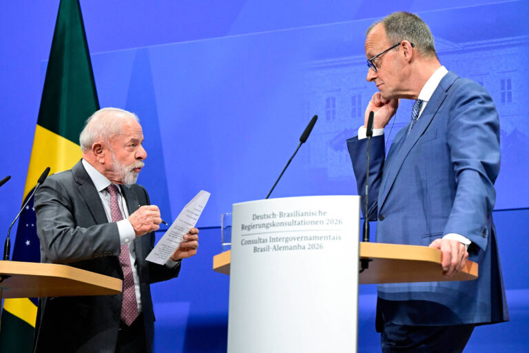 em-hannover,-lula-e-merz-ensaiam-dialogo-entre-potencias-medias