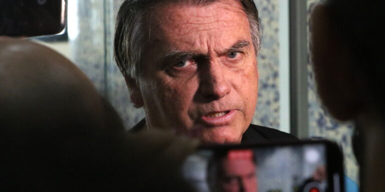 STM autoriza coleta de dados sobre trajetória de Bolsonaro no Exército stm-autoriza-coleta-de-dados-sobre-trajetoria-de-bolsonaro-no-exercito
