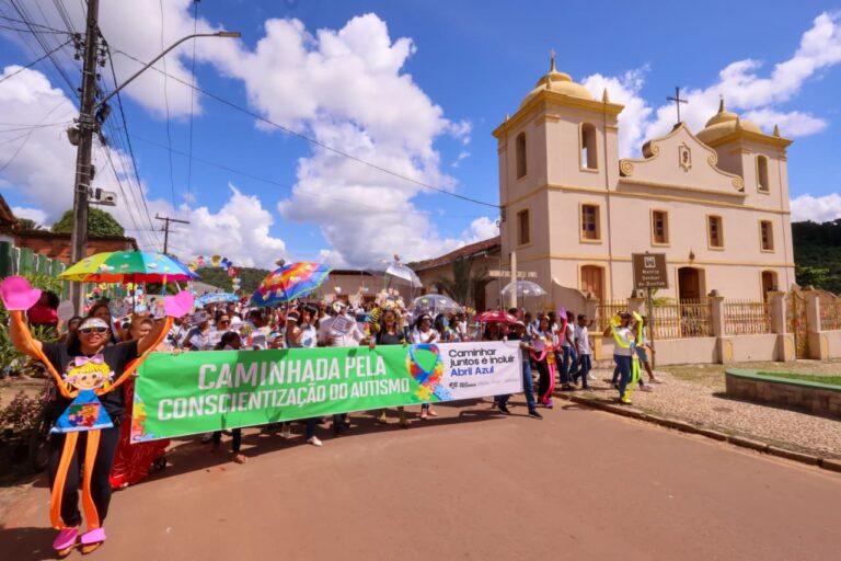 nilo-pecanha-realizou-caminhada-de-conscientizacao-pelo-dia-mundial-de-luta-do-autismo