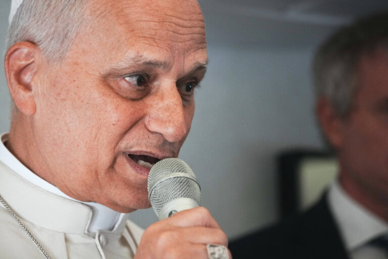 Papa Leão 14 diz que imigrantes são tratados pior do que animais de estimação papa-leao-14-diz-que-imigrantes-sao-tratados-pior-do-que-animais-de-estimacao