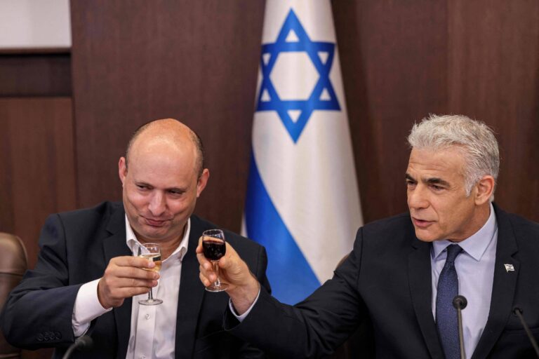 Rivais de Netanyahu unem forças de olho nas próximas eleições em Israel rivais-de-netanyahu-unem-forcas-de-olho-nas-proximas-eleicoes-em-israel