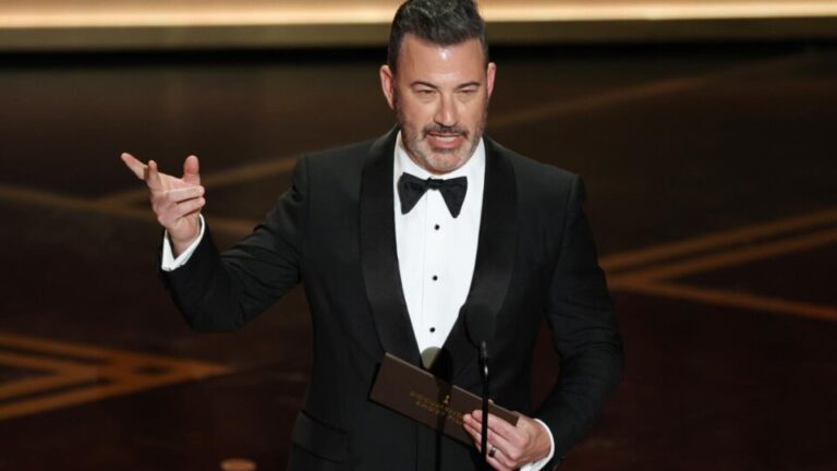 Trump chama ABC de emissora enganosa e reforça apelo por demissão de Jimmy Kimmel trump-chama-abc-de-emissora-enganosa-e-reforca-apelo-por-demissao-de-jimmy-kimmel