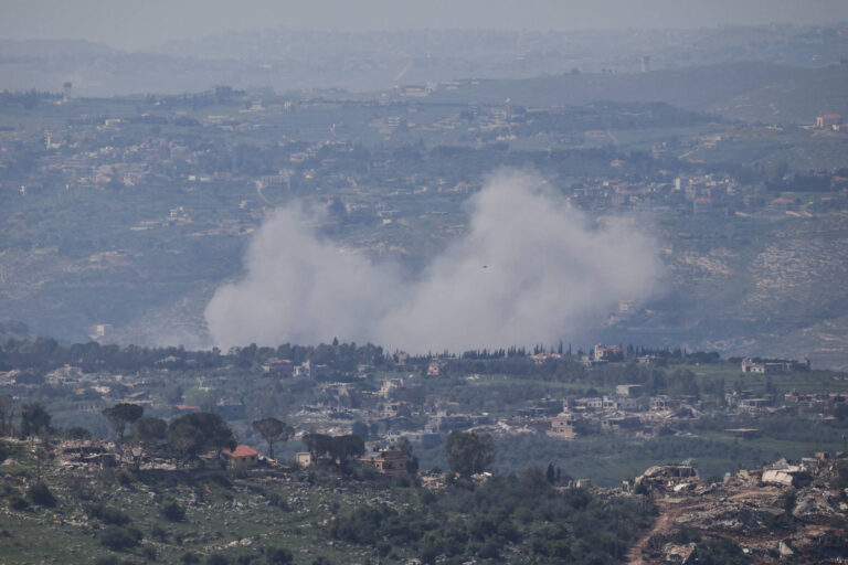 novos-bombardeios-de-israel-matam-15-no-sul-do-libano,-diz-governo