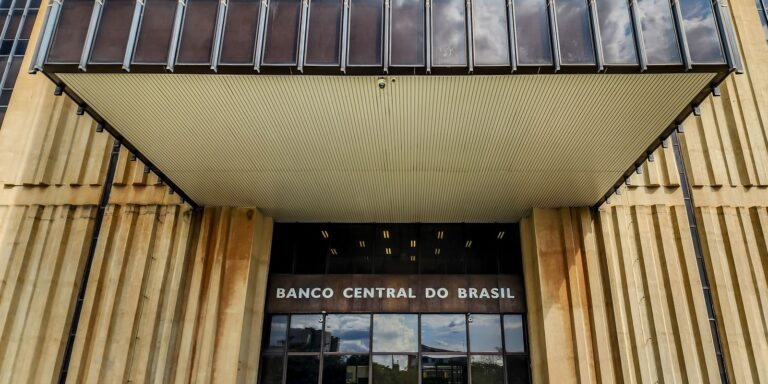 BC reforça segurança em transferências eletrônicas para exterior bc-reforca-seguranca-em-transferencias-eletronicas-para-exterior