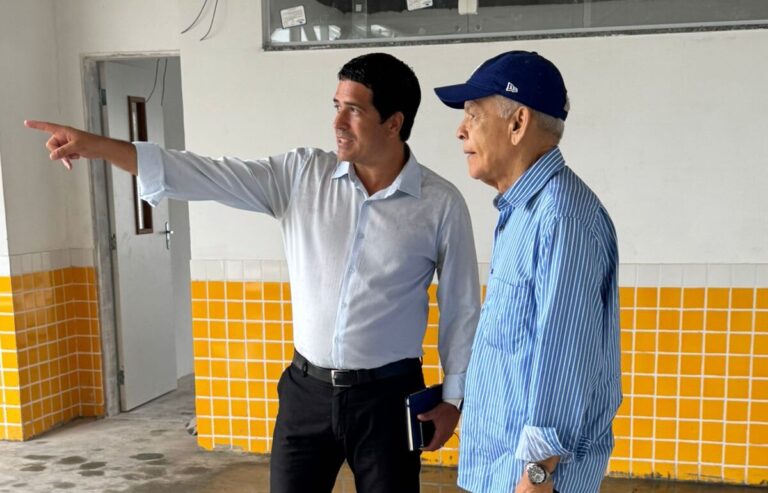 com-foco-em-resultados,-prefeito-marcos-medrado-acompanha-obras-em-andamento-em-valenca