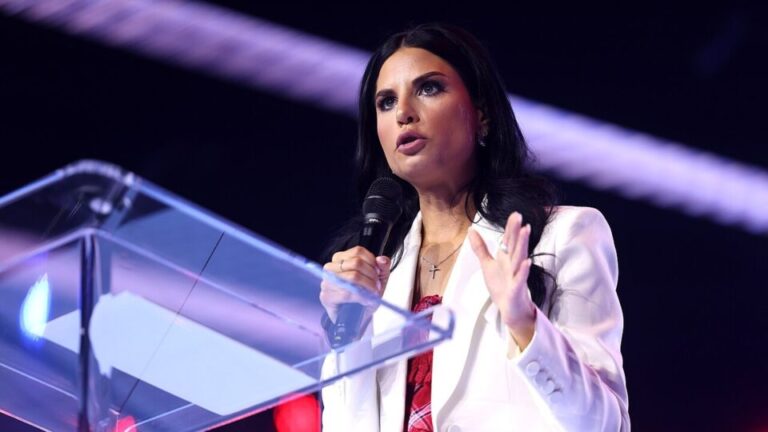 Mães MAHA: movimento conservador mira gigantes do agro e cria saia justa para Trump maes-maha:-movimento-conservador-mira-gigantes-do-agro-e-cria-saia-justa-para-trump