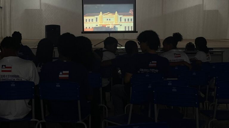 cinemas-de-rua-ganham-destaque-em-mostra-realizada-em-colegio-de-nazare