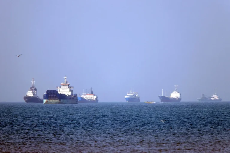 governo-iraniano-afirma-que-somente-o-pais-pode-garantir-seguranca-no-estreito-de-ormuz
