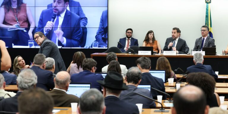 Boulos critica compensação a empresas pelo fim da escala 61 boulos-critica-compensacao-a-empresas-pelo-fim-da-escala-61