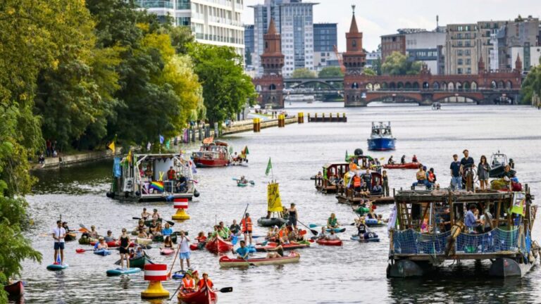 cidade-da-alemanha-vai-dar-premio-a-turistas-que-recolherem-lixo