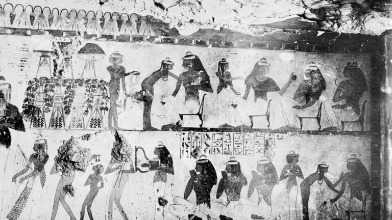 Arqueólogos encontram câmara escondida no Egito com 22 caixões e papiros selados arqueologos-encontram-camara-escondida-no-egito-com-22-caixoes-e-papiros-selados
