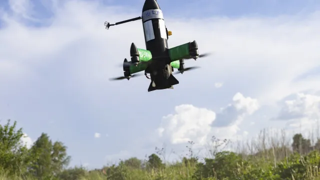 Depósito De Petróleo Russo Em Chamas Após Ataque De Drones Ucranianos deposito-de-petroleo-russo-em-chamas-apos-ataque-de-drones-ucranianos