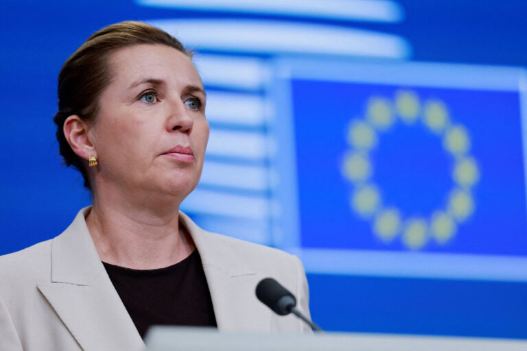 Primeira-ministra da Dinamarca é nomeada para tentar formar novo governo após renunciar primeira-ministra-da-dinamarca-e-nomeada-para-tentar-formar-novo-governo-apos-renunciar
