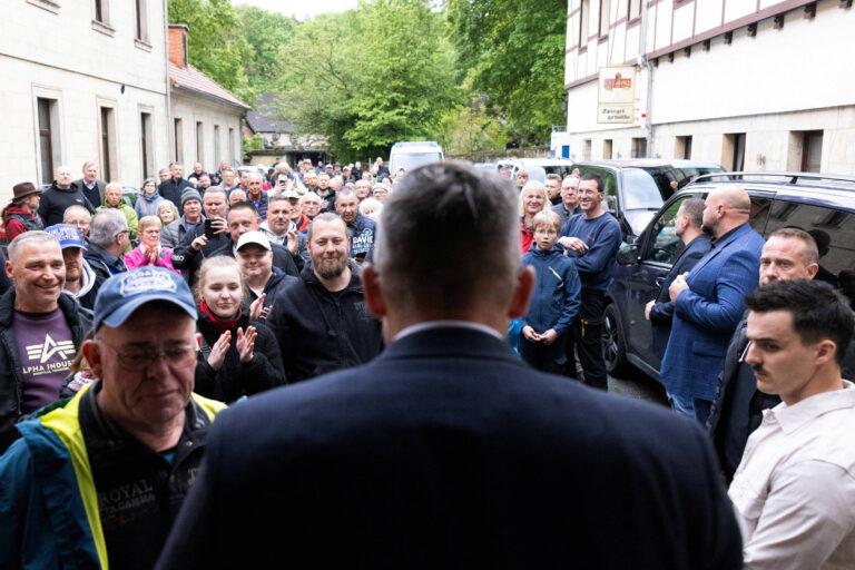 afd-consolida-eleitorado-na-alemanha-e-se-prepara-para-levar-extremismo-ao-governo