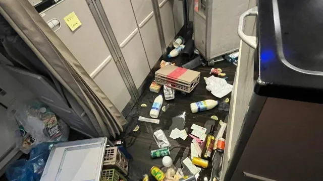 Turbulência Provoca 10 Feridos Em Voo Entre Austrália E Hong Kong; Veja turbulencia-provoca-10-feridos-em-voo-entre-australia-e-hong-kong;-veja