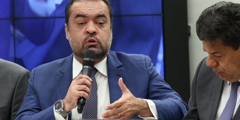 claudio-castro-e-alvo-da-pf-em-nova-operacao-do-caso-master
