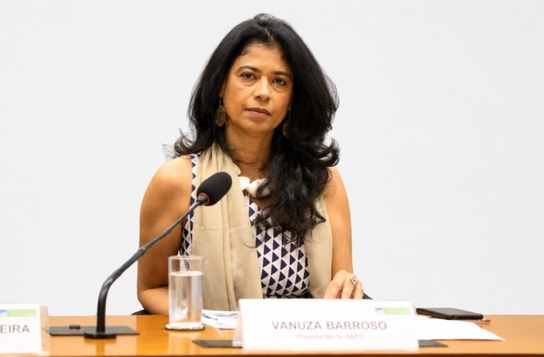 vanuza-barroso-surge-como-a-voz-do-cacau-raiz-e-promete-sacudir-a-industria-do-chocolate