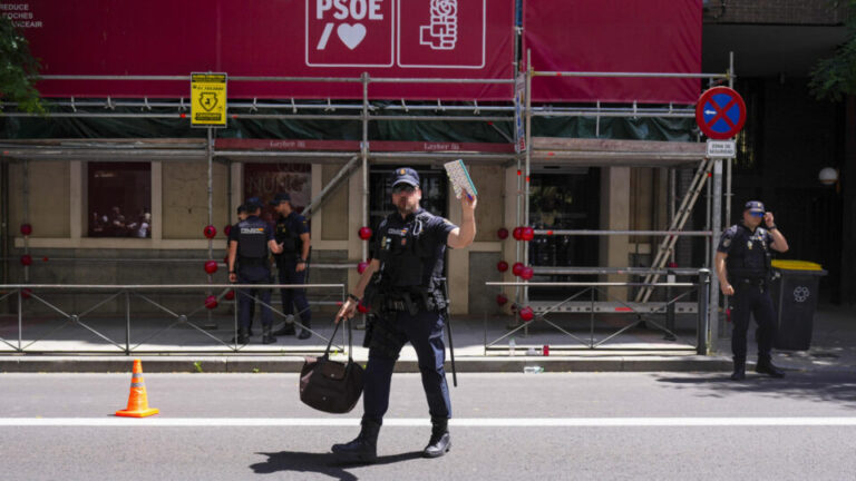operacao-policial-na-sede-do-partido-socialista-aumenta-pressao-sobre-premie-da-espanha