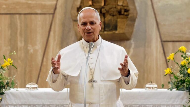 papa-pede-a-padres-que-respeitem-a-liturgia-da-missa-e-evitem-confundir-os-fieis